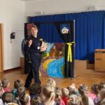 Teatrzyk Zając i stonoga i ich bardzo długa droga (2)